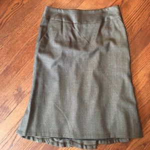 Banana republic houndstooth knee length skirt